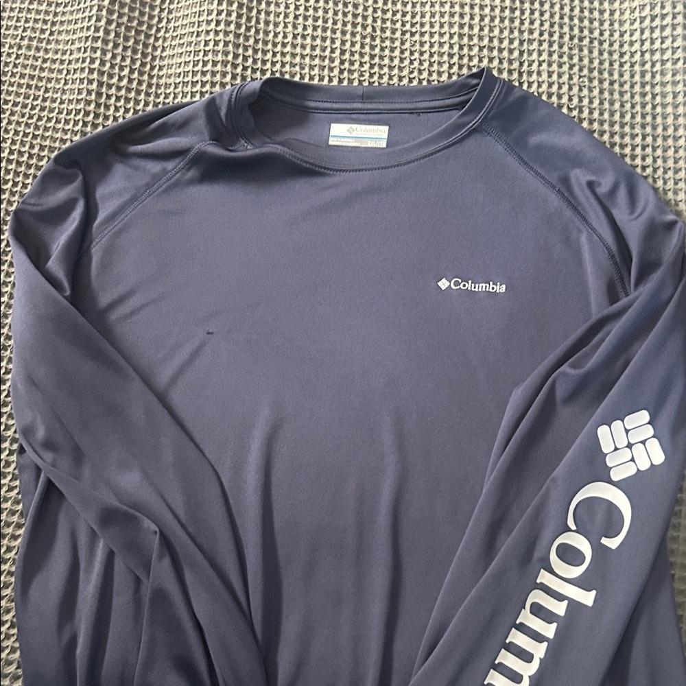 Columbia Dark Blue Performance Shirt